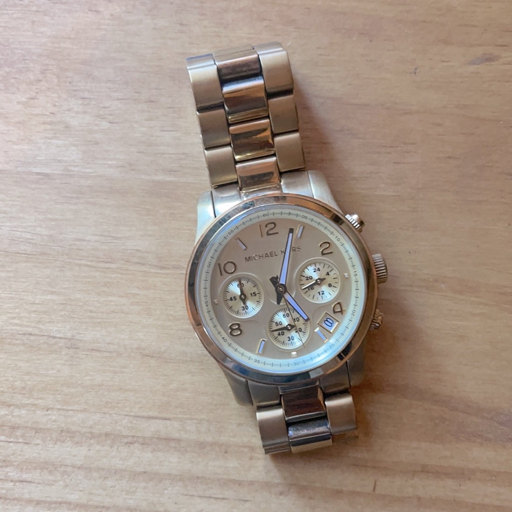 Midsized Chronograph Gold Unisex Watch 38 mm